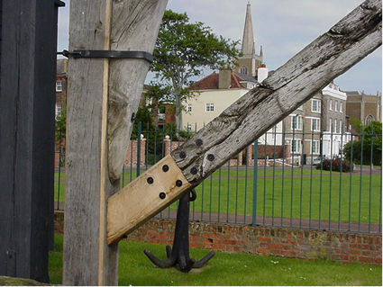 Flitchplate repair to Harwich Crane