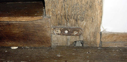 Head of L-tie